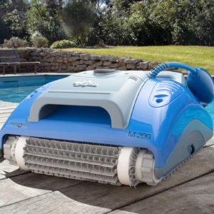 Dolphin M200