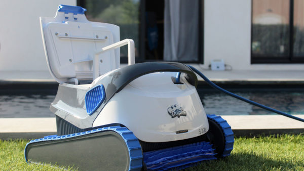 Dolphin, S200 – Image 3